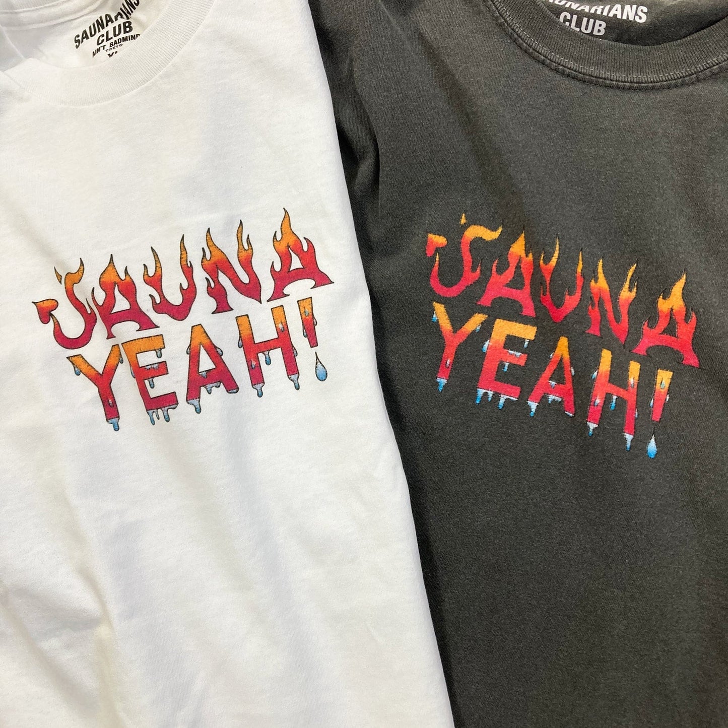 SAUNA YEAH!  LONGSLEEVE T SHIRT [CHARCOAL GRAY]